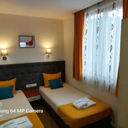 Sharkov Family Hotel Ognyanovo (Blagoevgrad)