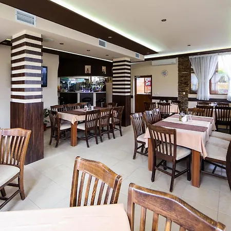Sharkov Family Hotel Ognyanovo (Blagoevgrad)